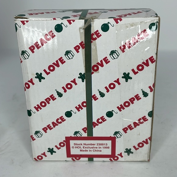 Vintage 1998 House Of Lloyd Christmas Seasonal Bear Sits on the edge of a shelf - Picture 9 of 14